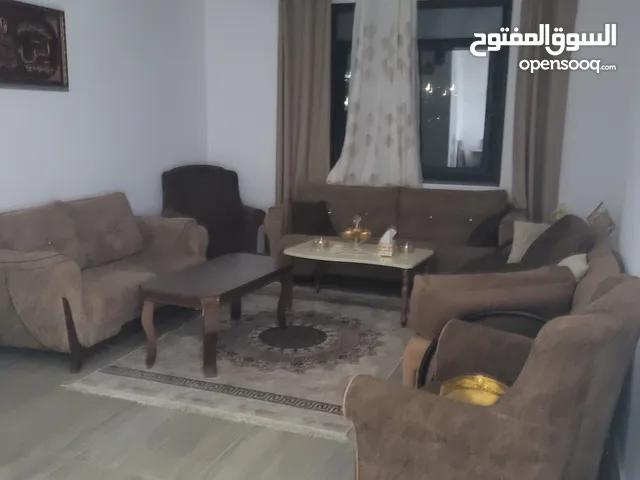 شقه للبيع اول البدل على بيت ريفي