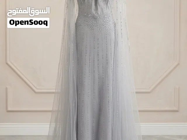 فستان سهره مستعمل مره واحد فقط