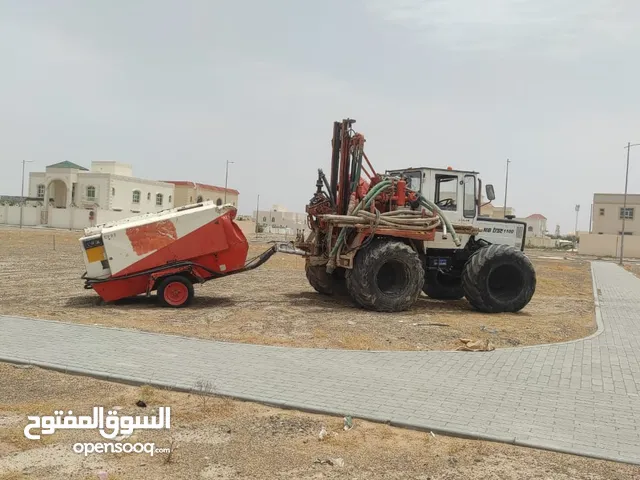 1991 Tracked Excavator Construction Equipments in Al Riyadh