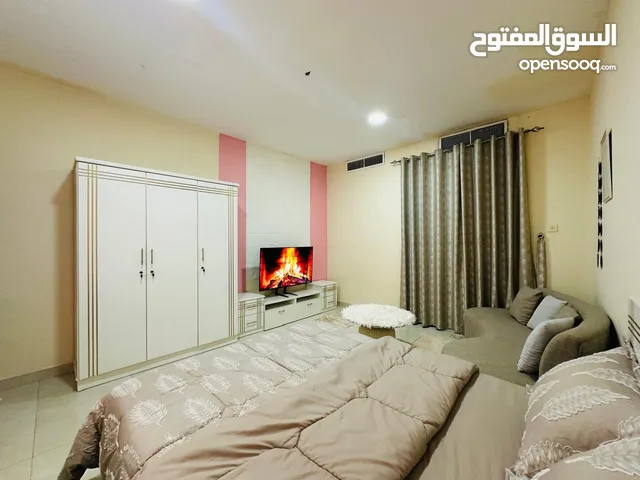 G1 متاح الان استديو مفروش فرش جديد للايجار الشهري شامل الفواتير والانترنت
