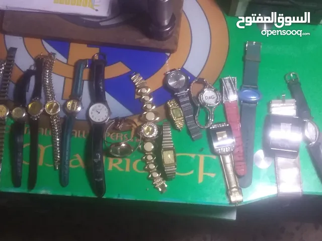 مجموعة ساعات للتقيم اولا من ثم البيع