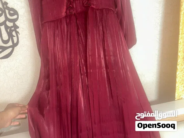 فستان لبست مر واحد