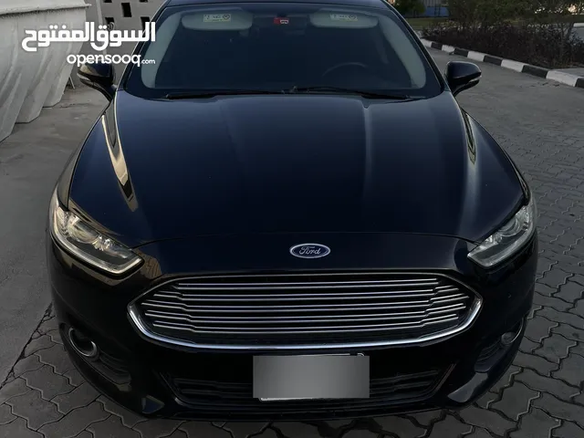 Ford Fusion SE full option 2016 Model Black color GCC specifications