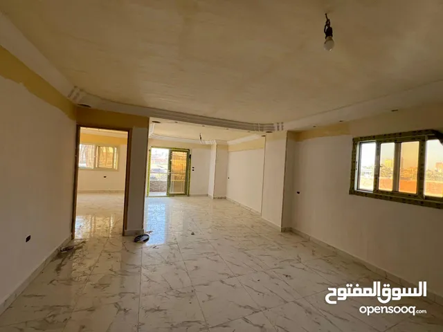 160 m2 3 Bedrooms Apartments for Rent in Cairo Waili