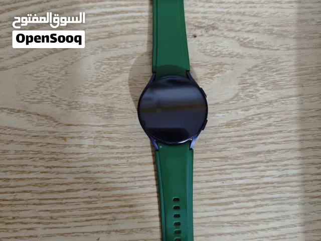 ساعة Galaxy Watch5  لبيع ساعة مستعمل قليل اخت الجديدة مع ملحقاته كارتون وشاحنه