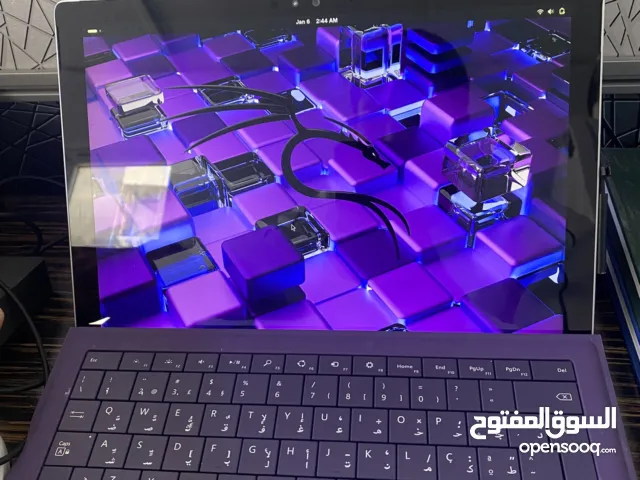 لابتوب سيرفس مستعمل نظيف