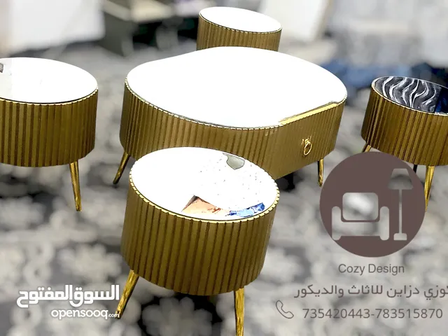طقم طاولات ضيافة فاخر مع سطحية مراية