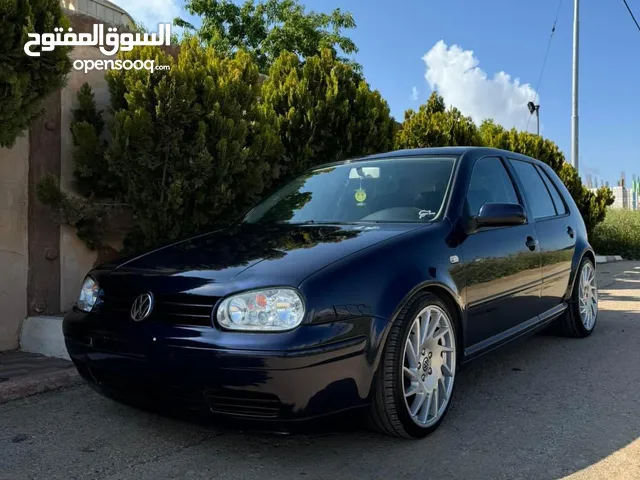Volkswagen Golf 2003 in Nablus