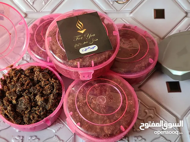 بخور عدني نوعين ملبس وعود وروائح للجسم والشعر