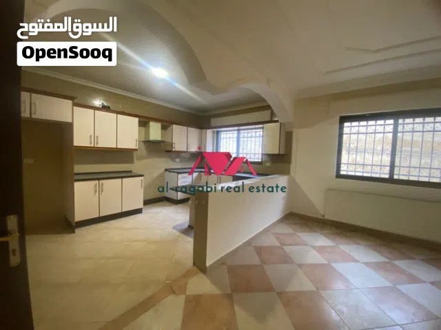 165 m2 3 Bedrooms Apartments for Rent in Amman Al Rabiah