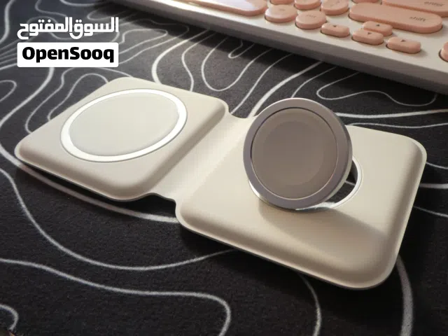 شاحن وايرلس APPLE للساعة والأيفون السماعة ( أصلي )