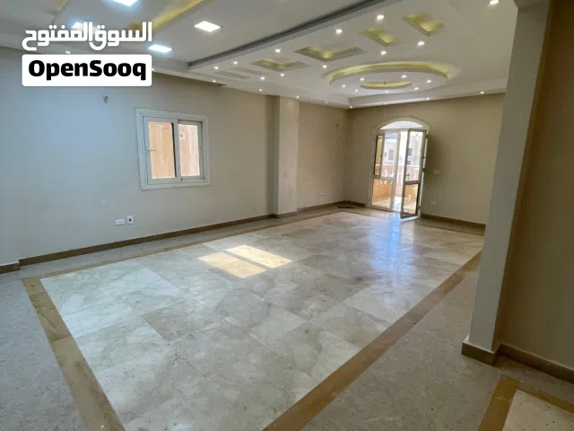 شقة للبيع بالحى التاسع مدينة العبور سوبر لوكس جاهزة للسكن فورًا فرصة مميزة للسكن الراقي في أفضل موقع