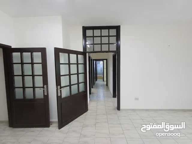 215 m2 More than 6 bedrooms Apartments for Sale in Amman Khirbet Sooq