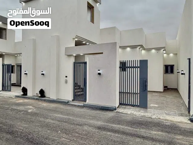 170 m2 3 Bedrooms Townhouse for Sale in Tripoli Khallet Alforjan