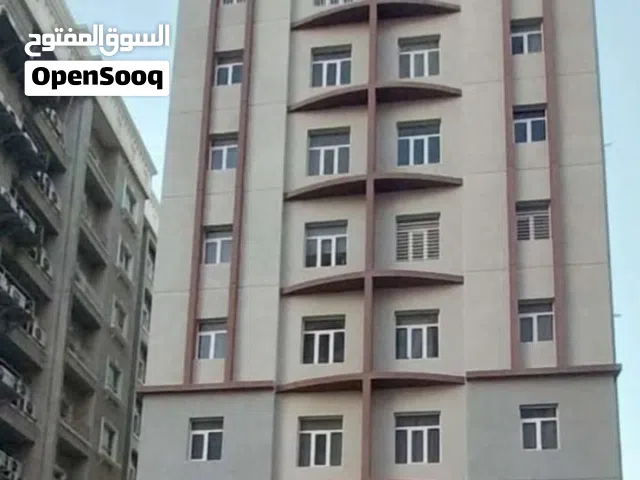 مشاركة سكن بشارع شرحبيل - دوار السفريات ، عمارة كنافة عالبال ، بناية على الشارع الرئيسي مباشرة ..