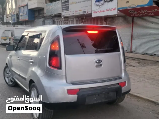 2011 كيا سول EX