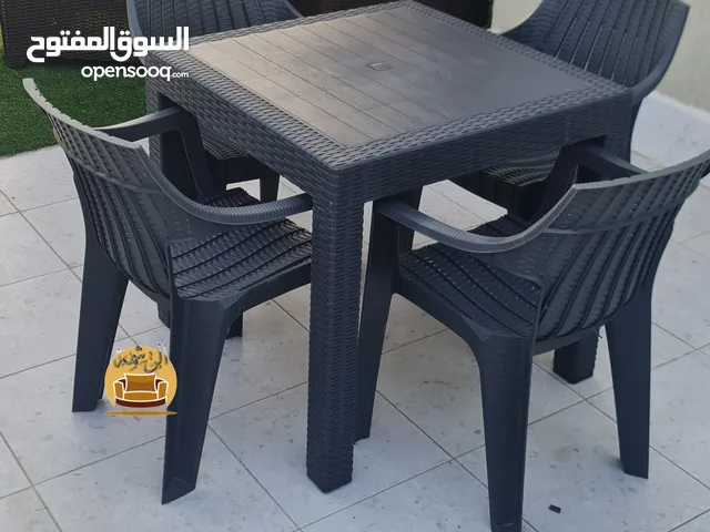 طاولات طعام خارجيه وداخليه