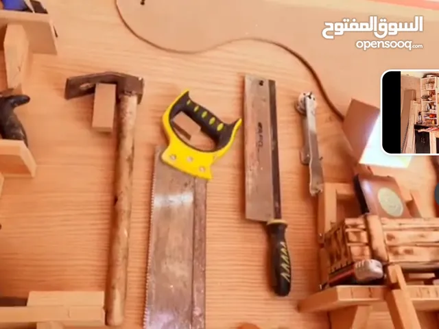 نجاره وكل ما يخص الخشب والاثاث. ( داخل ابو ضبي فقط،)