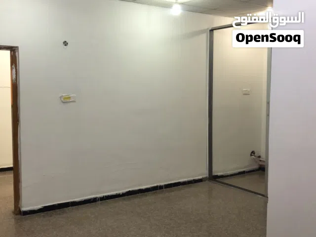 عيادات طب اسنان و اطباء فارغة للايجار في العطيفية