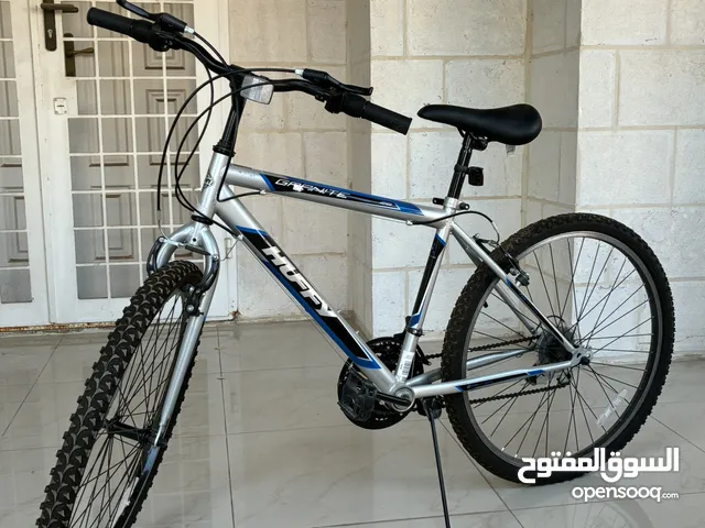 دراجة هوائية شبه جديدة للبيع
