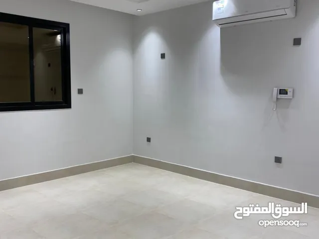 179 m2 3 Bedrooms Apartments for Rent in Al Riyadh Al Yasmin