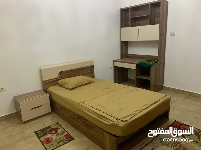 شقة مفروشة في الفرناج للايجار 2500دينار كل شهر وشهره