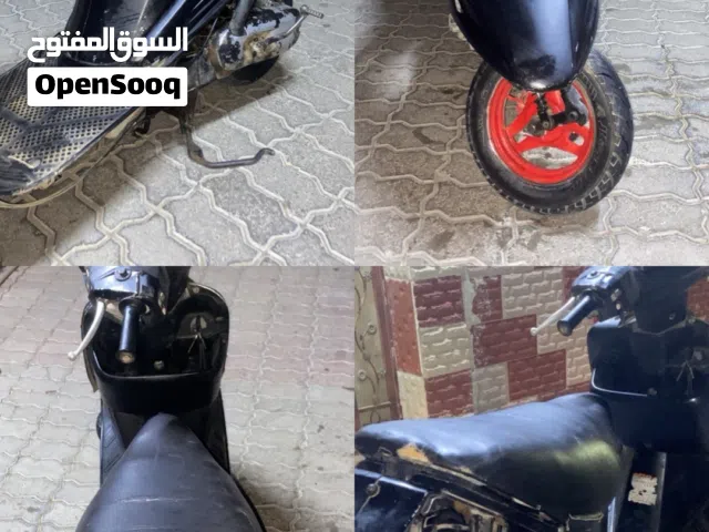 2014 سوزوكي Burgman 200