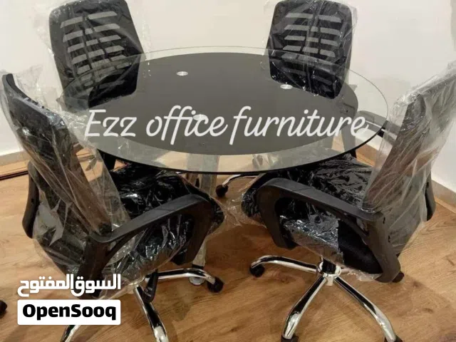 ترابيزات اجتماعات زجاج سيكوريت ضد الكسر متوافر بترابيزه اجتماعات زجاج سيكوريت علي شاسيه معدن