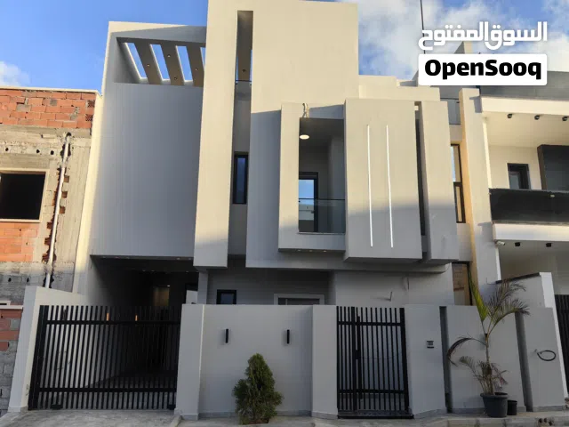 350 m2 1 Bedroom Villa for Sale in Tripoli Al-Serraj