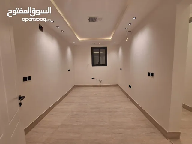180 m2 3 Bedrooms Apartments for Rent in Al Riyadh Irqah