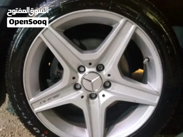 جنط AMGقياس 17 بحاله ممتازه للبدل على جنط 18