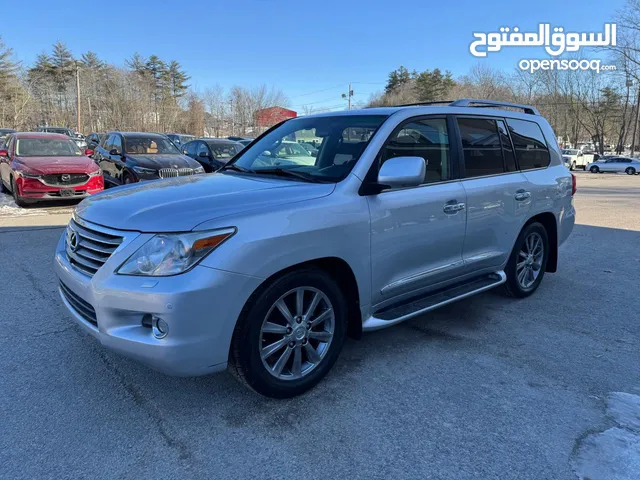 LEXUS LX 570 COLOR SILVER MODEL 2011 FULL OPTION PASSING GUARANTEE AMIRECAN SPACE VCC PAPER GOOD