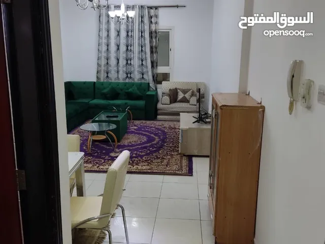 ابو علاء  متاح من اليوم غرفة وصالة مفروش فرش فندقي بالتعاون مساحة كبيرة جدا