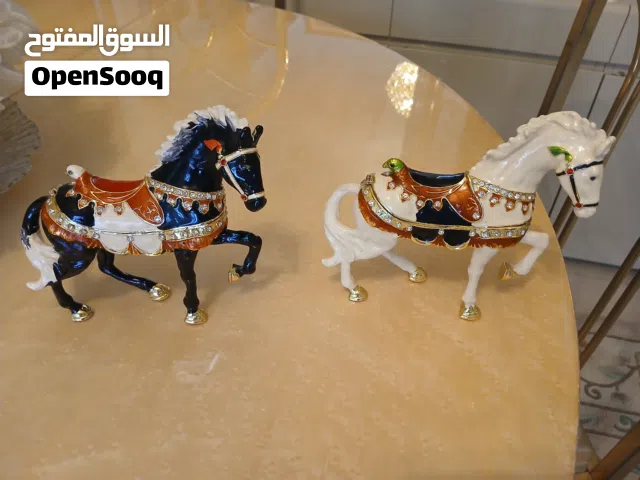 صندوق حلي(ترينيكت)مصنوع من سبائك الزنك مطلي يدويا مرصع بأسعار الكريستال عدد 2