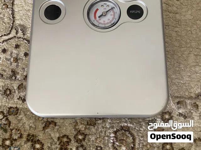 كمبروسر هواء صغير (منفاخ إطارات)
