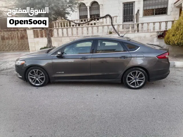 2017 فورد اخرى