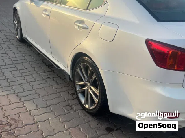 لكزس IS 250 للبيع