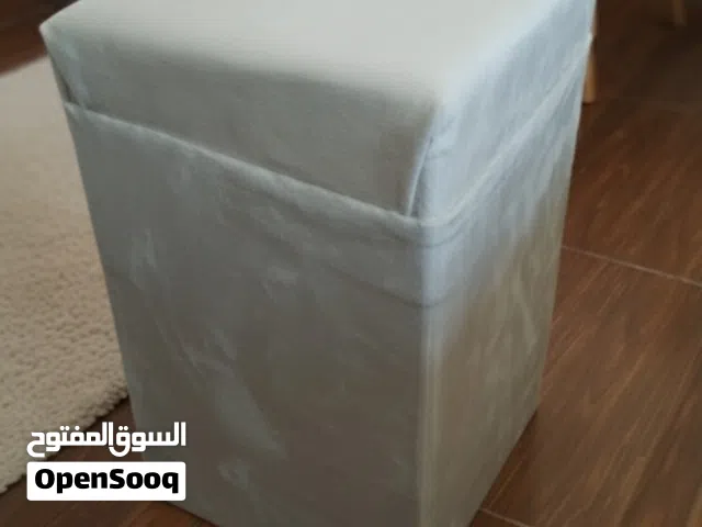 كرسي تواليت لون افوايت