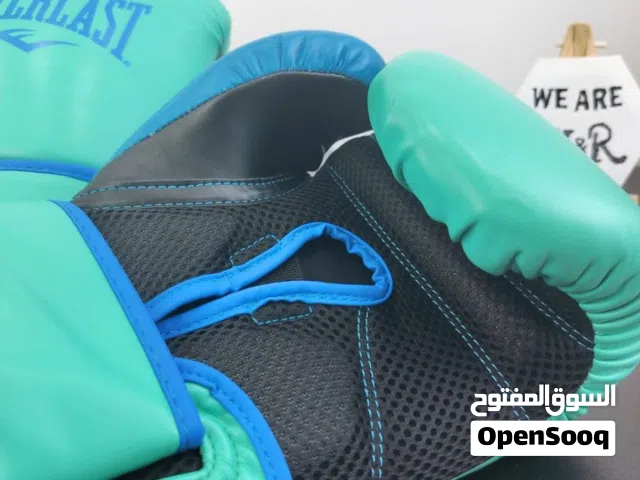 عرض مميز – كفوف ملاكمة احترافية من Everlast إذا كنت تدور على القوة، الأداء، والحماية بنفس الوقت