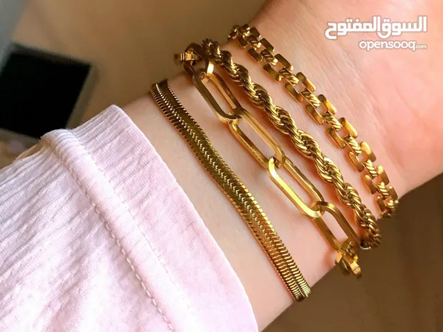 هدية مناسبة و راقية توصلك لباب الحوش بالبكج الخااص بيه يعني لا تفكري لا تحيري هديتك واتيةة