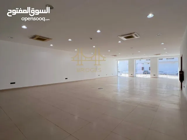 For Rent  Showroom in Al Khuwair 33