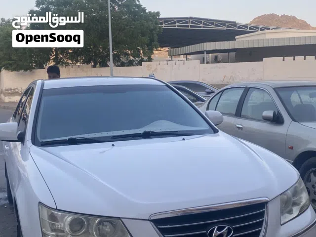 Hyundai sonata 2009 , mint fresh ,