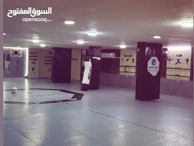 قاعة مساحة  300 متر (خلو) داخل مجمع طبي