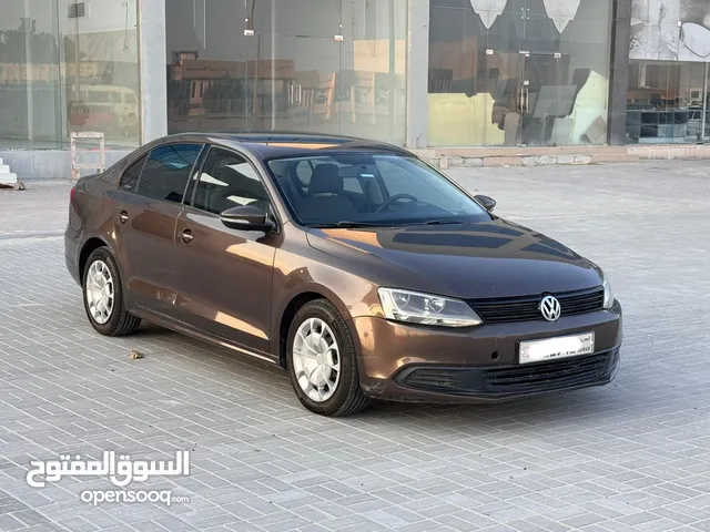Volkswagen Jetta 2012 (Brown)