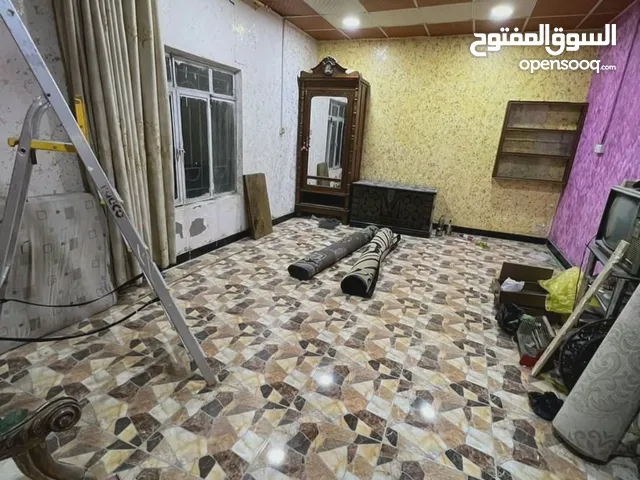 100 m2 1 Bedroom Apartments for Rent in Basra Al Amn Al Dakhile