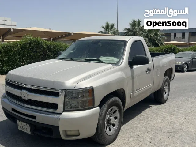 2009 شيفروليه سلفرادو 1500 1LS