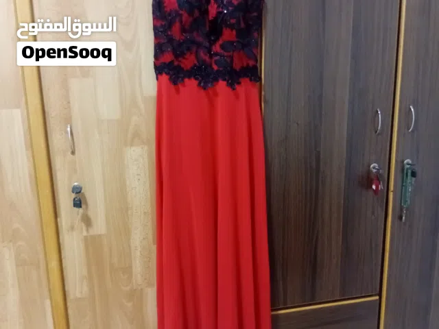 فستان سهرة  لبيع