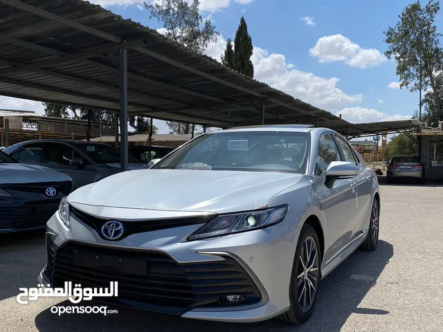 للبيع تويوتا كامري 2023 عداد زيرو