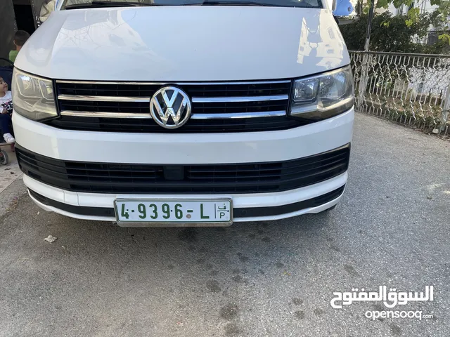 Used Volkswagen Caravelle in Hebron