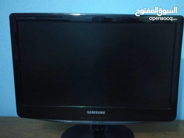 18.5" Samsung monitors for sale  in Tripoli